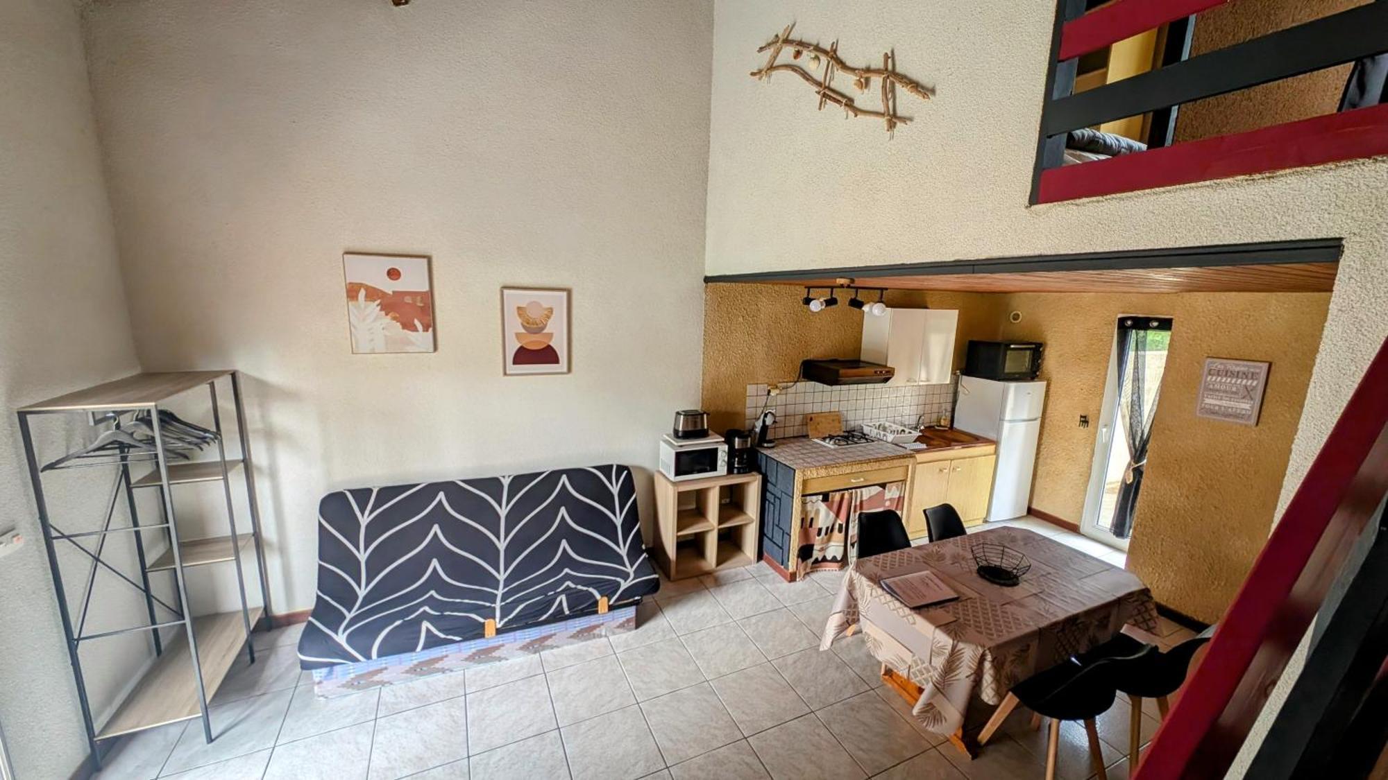 Gite La Capelle Roquefort Des Corbieres Sigean Narbonne Aude 객실 사진